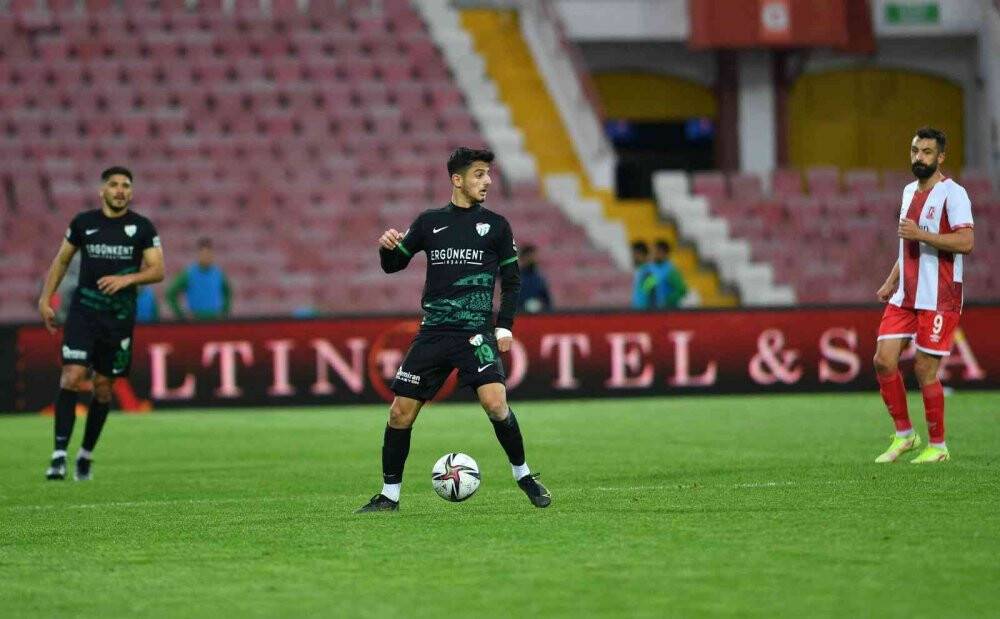 Konyaspor, Bursasporlu Kerem Şen için teklifte bulunmuş