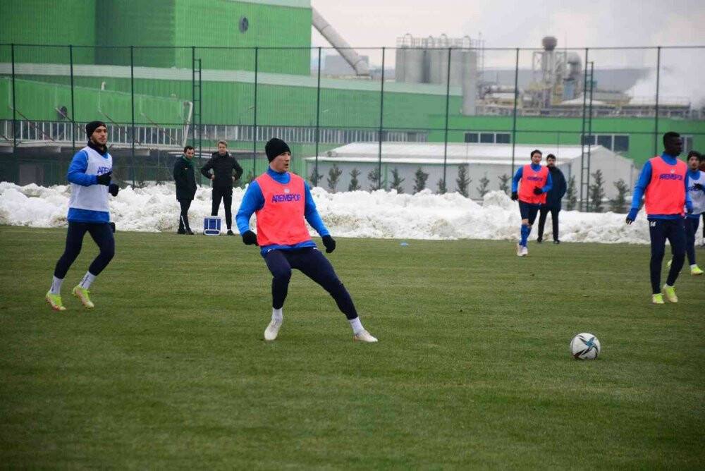 Tuzlaspor 5 ay boyunca Kocaeli’de maçlara hazırlanacak