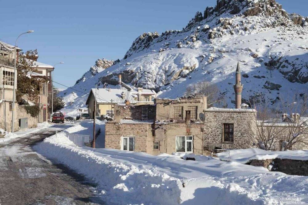 5 bin yıllık tarihi Sille Mahallesinden kartpostallık görüntüler