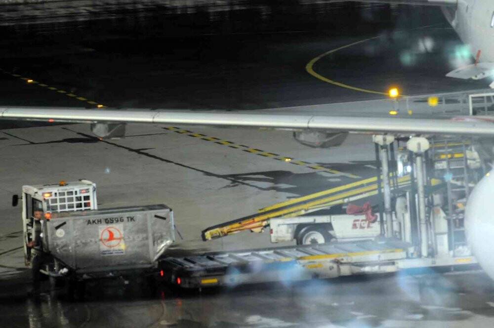 Avukat Şafak Mahmutyazıcıoğlu’nun cenazesi uçakla Rize’ye götürüldü