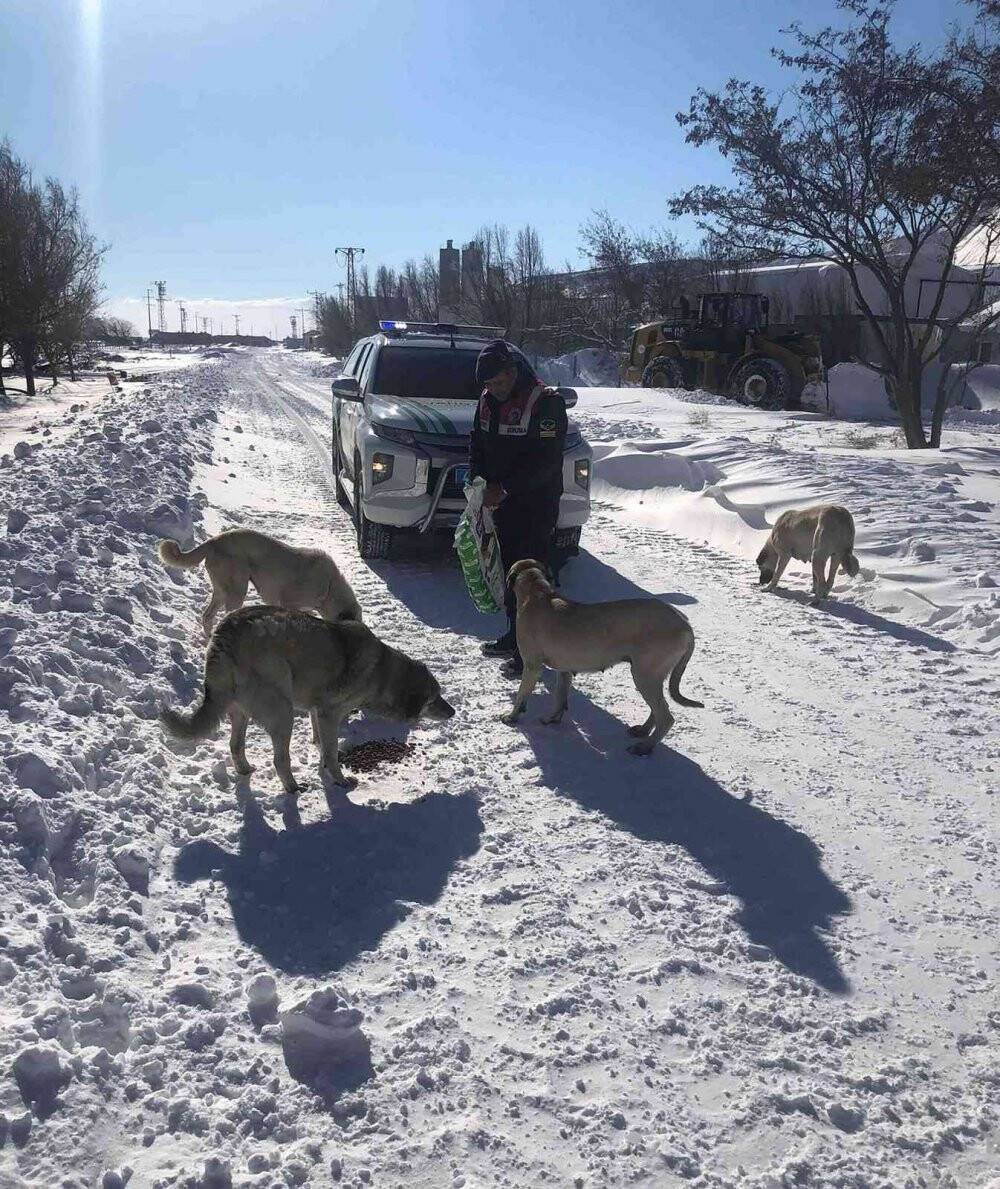 Konya’da kar çalışmaları koordineli yürüyor