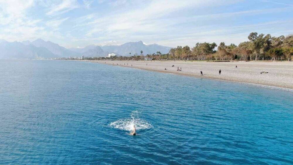 Antalya’da hafta başı kar, hafta sonu deniz keyfi