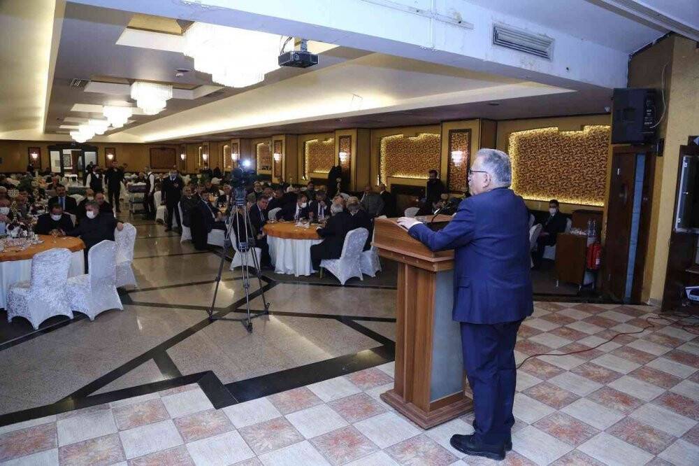 Büyükkılıç esnafla buluştu, çözüm sundu