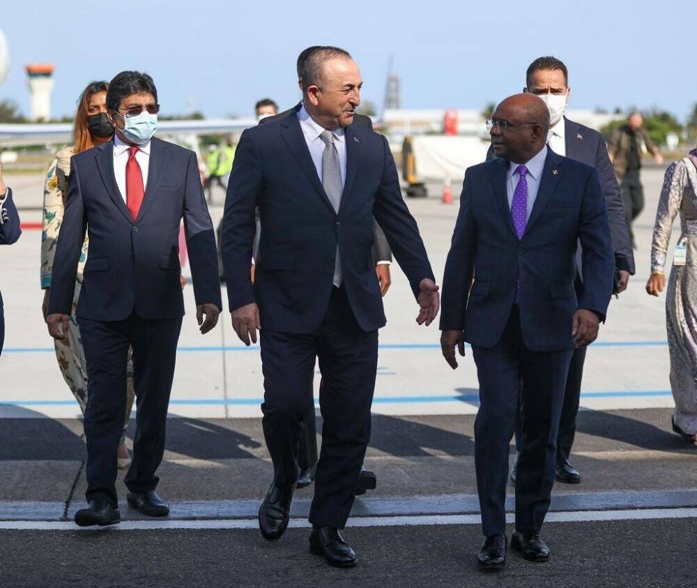 Dışişleri Bakanı Çavuşoğlu, Maldivler’de