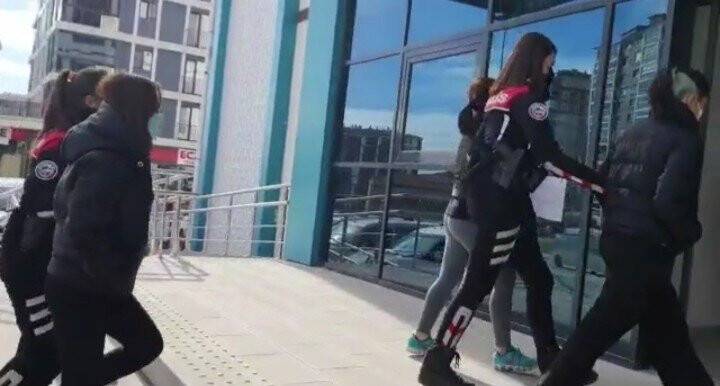 Edirne’de fuhuş operasyonu: Tayland uyruklu 4 kadın gözaltına alındı