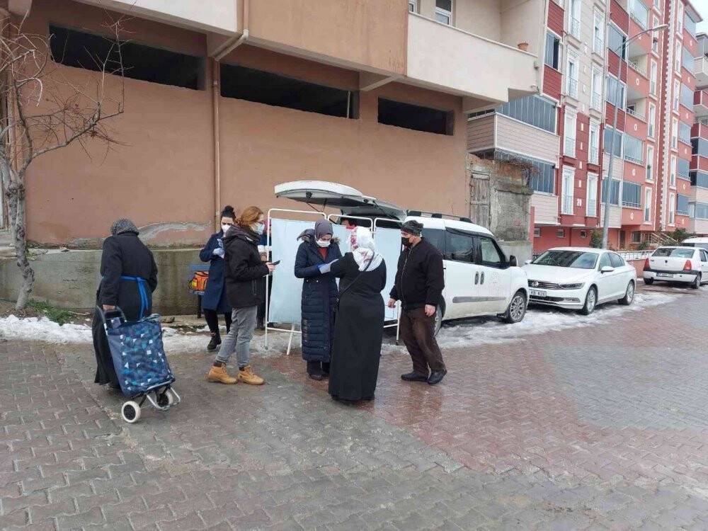 Türkeli’de her gün farklı noktaya aşı standı