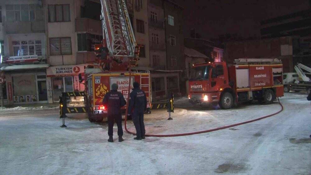 Elazığ’daki yangın söndürüldü
