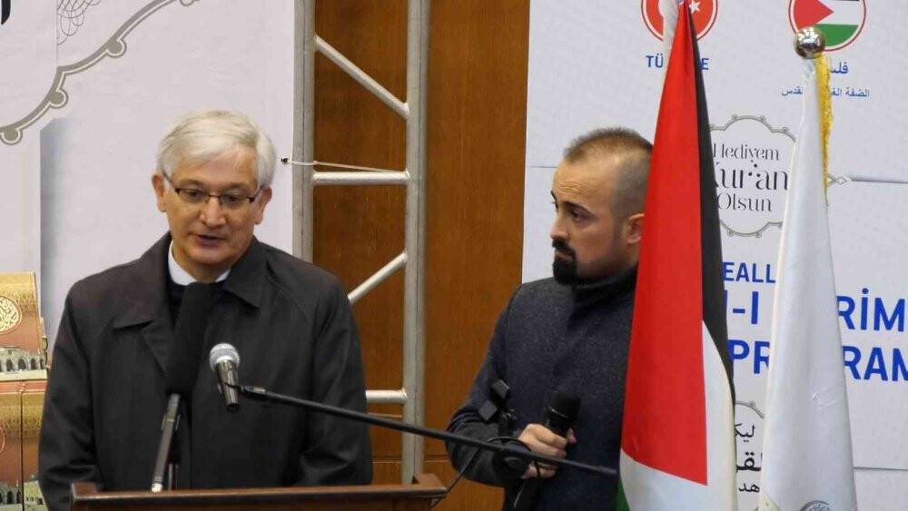 Batı Şeria’da Türk Diyanet Vakfı desteğiyle 30 bin Kur’an-ı Kerim dağıtıldı