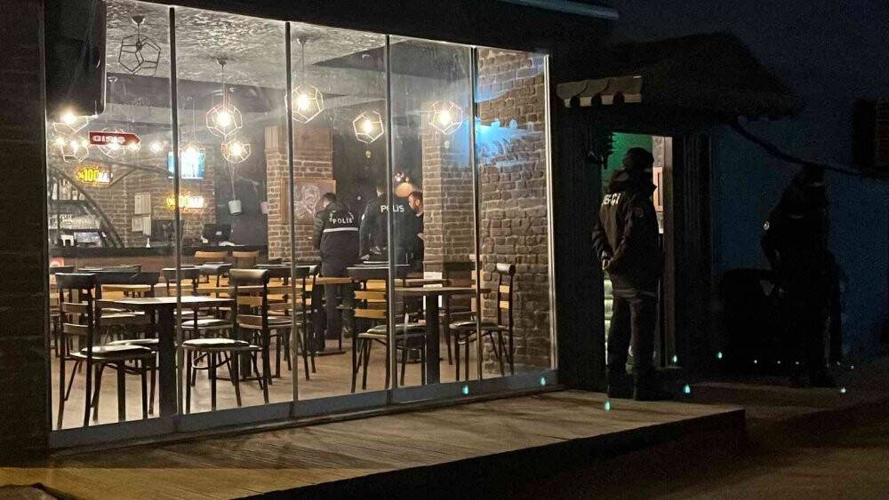 Sinop’ta birlikte oturduğu arkadaşını yanlışlıkla vurdu