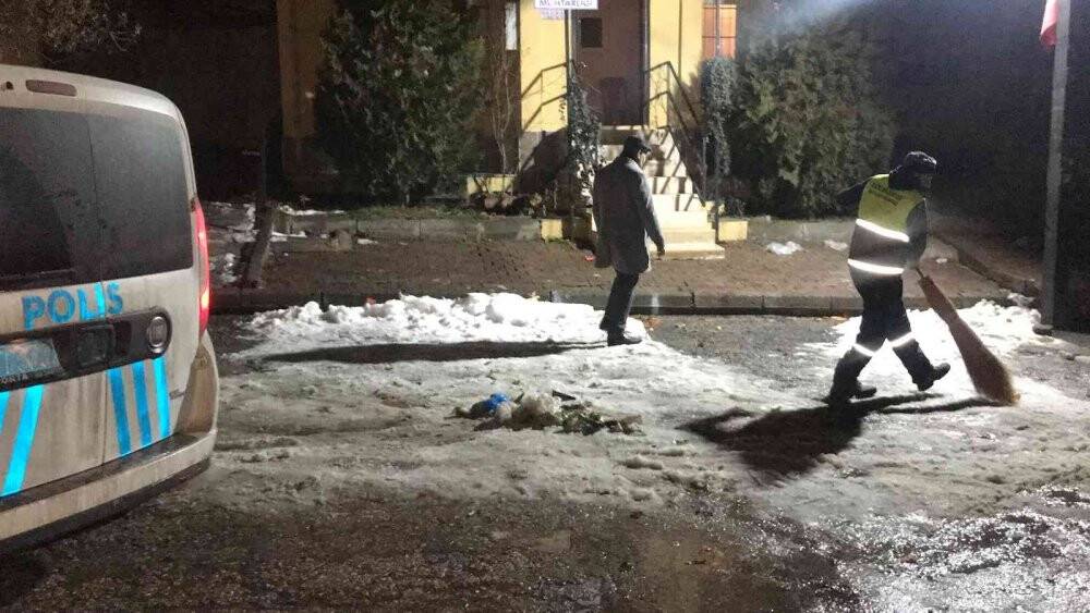 Temizlik işçisi uğradığı silahlı saldırıda yaralandı
