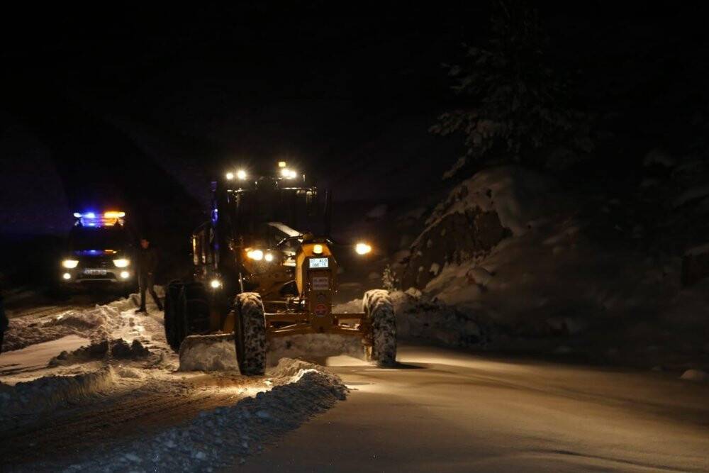 Antalya-Konya karayolu tüm araçların trafiğine açıldı