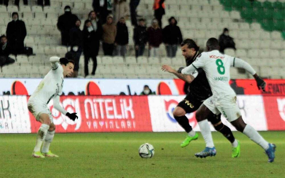 Konyaspor, resmen ilan etti: Şampiyonluk yarışında ben de varım