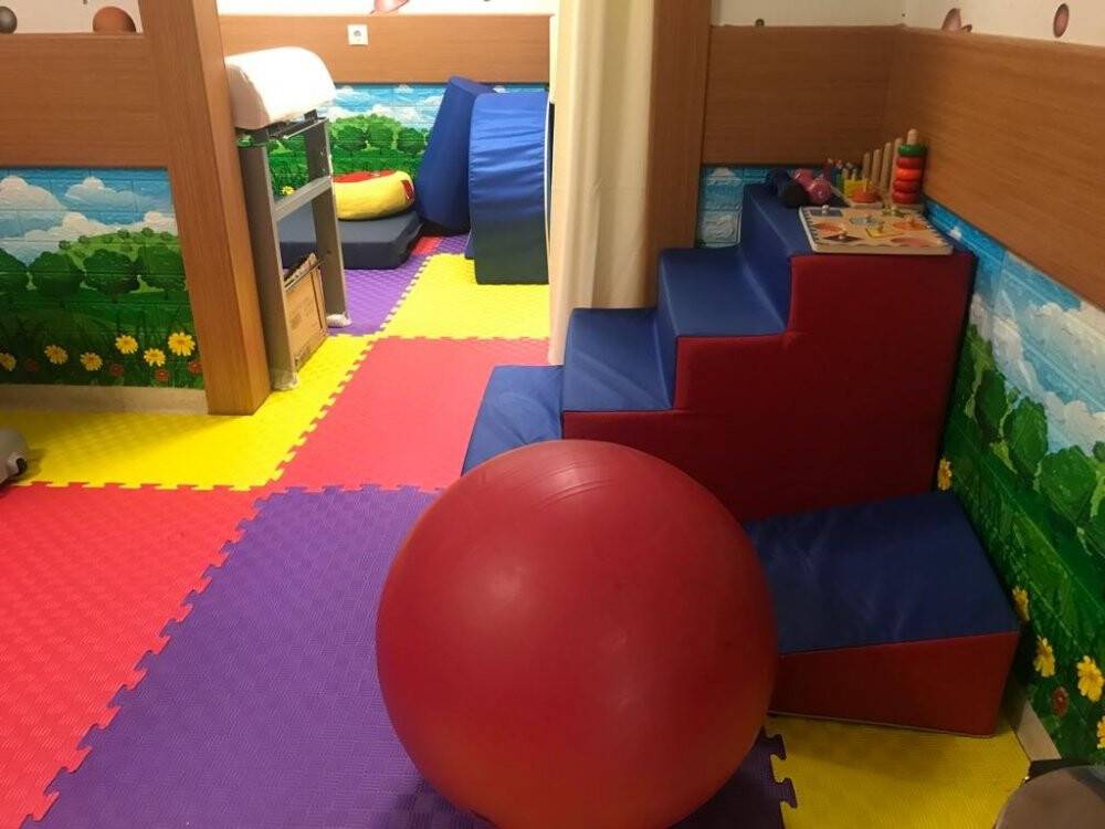 Elazığ’da Serabral Palsi hastası çocuklar ’Duyu bütünleme terapi odasında’ tedavi ediliyor