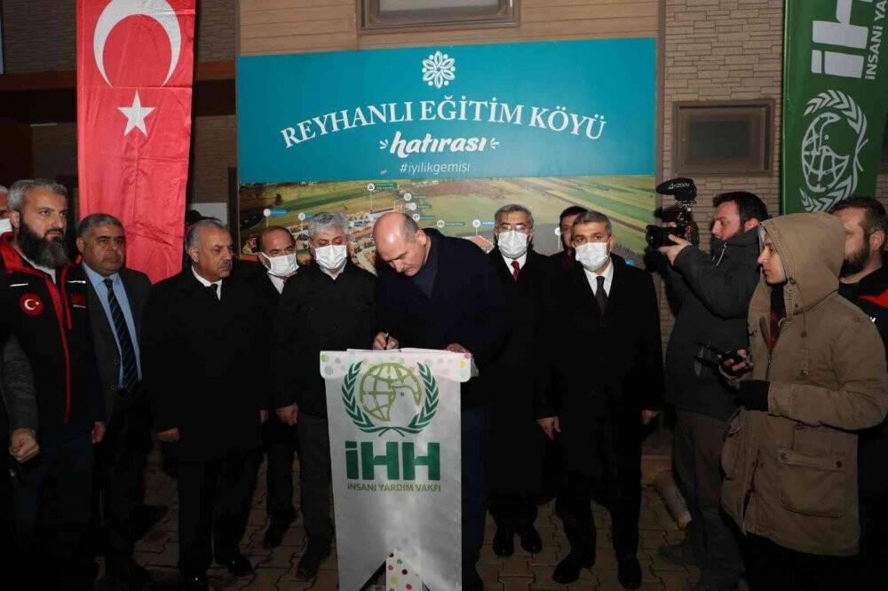 İçişleri Bakanı Soylu, çocuklarla buluştu