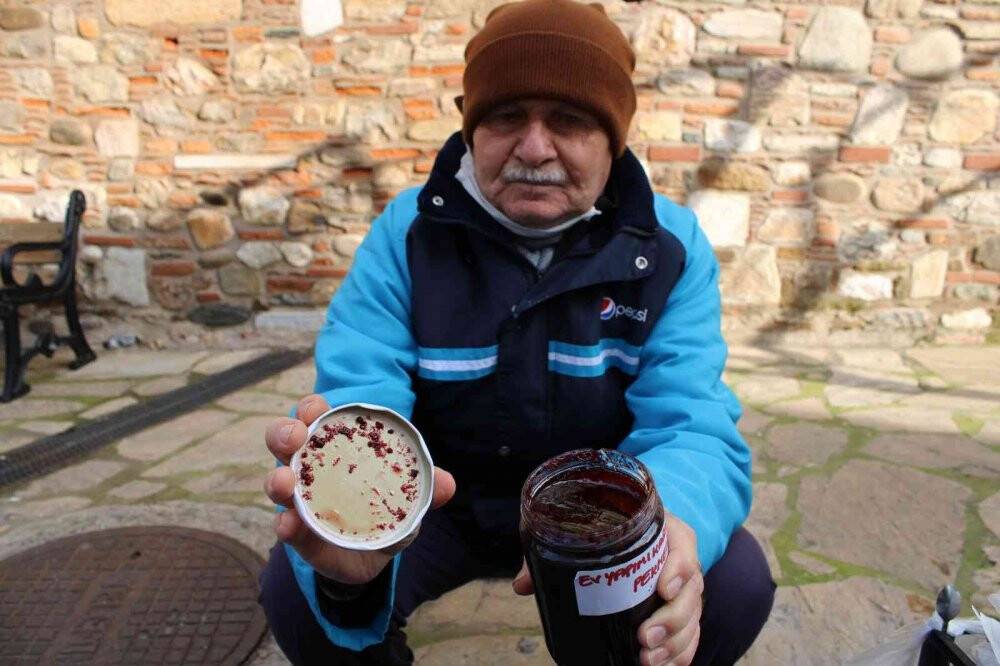 Şeker hastalarının tercihi karadut pekmezi