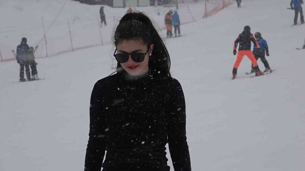 Uludağ turizmcilerinde tatilcilerinde yüzünü güldürdü