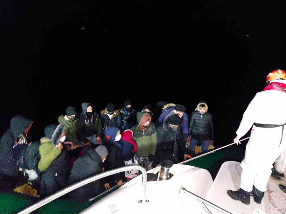 Datça’da Yunanlıların geri ittiği 62 düzensiz göçmen kurtarıldı