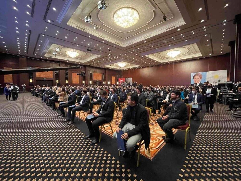 İYİ Parti Genel Başkanı Akşener Kalkınma Kongresi’ne katıldı