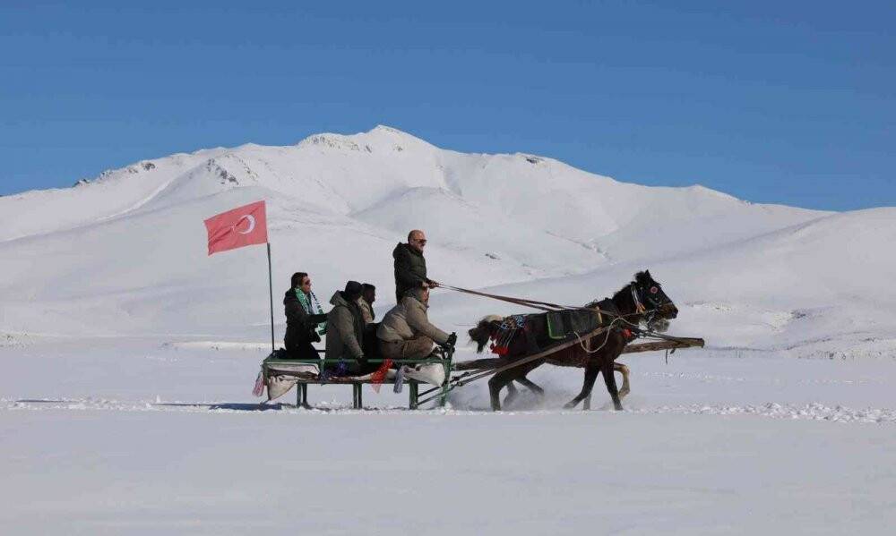 Doğu’nun saklı güzelliği “Balık Gölü” etkinliklere ev sahipliği yaptı