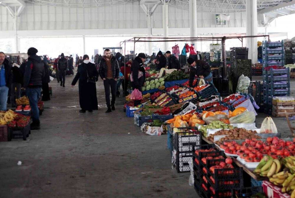 Pazar fiyatlarına hava şartları indirimi