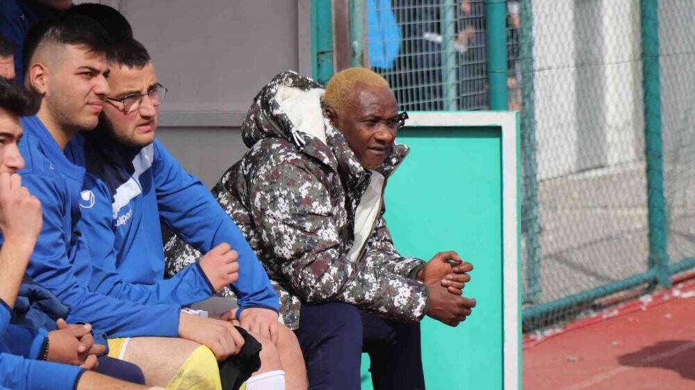 İbrahima Yattara 41 yaşında yeşil sahalara döndü