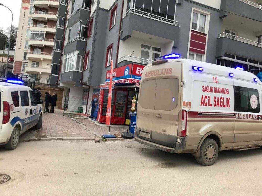 Kendisinden haber alınmayan şahıs evinde ölü bulundu