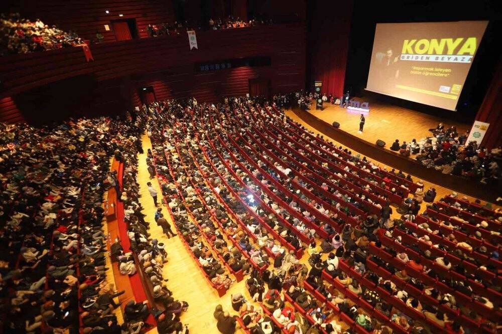 Lise Medeniyet Akademisi’nden lise son sınıf öğrencilerine seminer