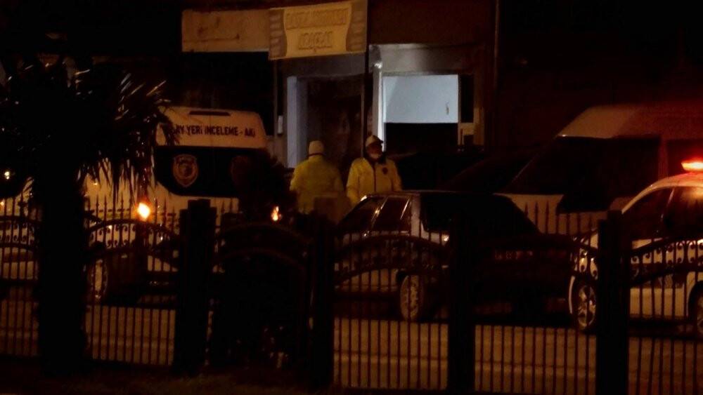 Bafra’da iş yerini kurşun yağmuruna tuttular