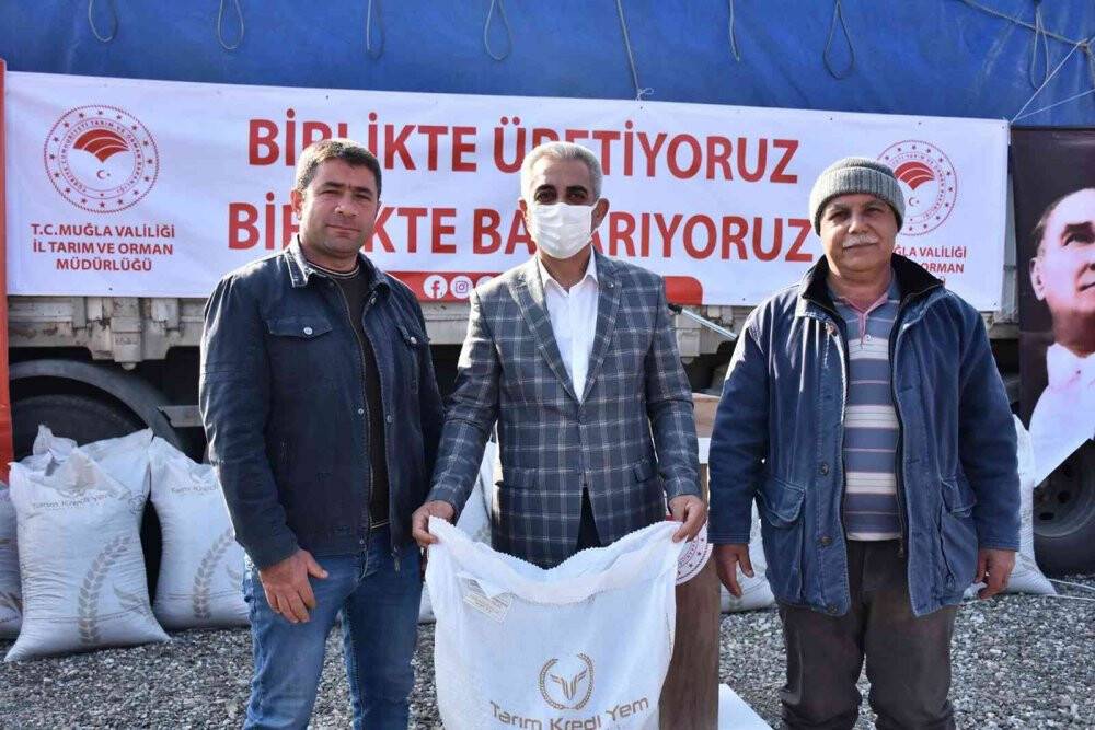 Yangın mağduru üreticilere yem desteği