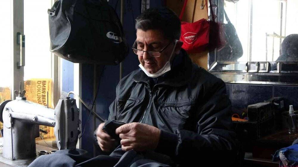 53 yıldır mesleğini aynı aşkla yapıyor