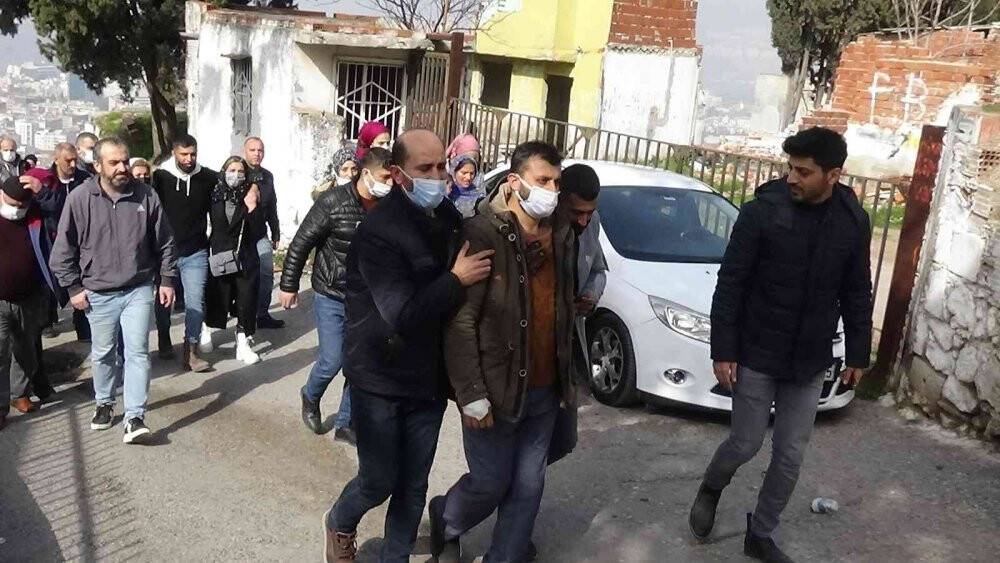 Yangında torunlarını kaybeden dede, cenazede baygınlık geçirdi