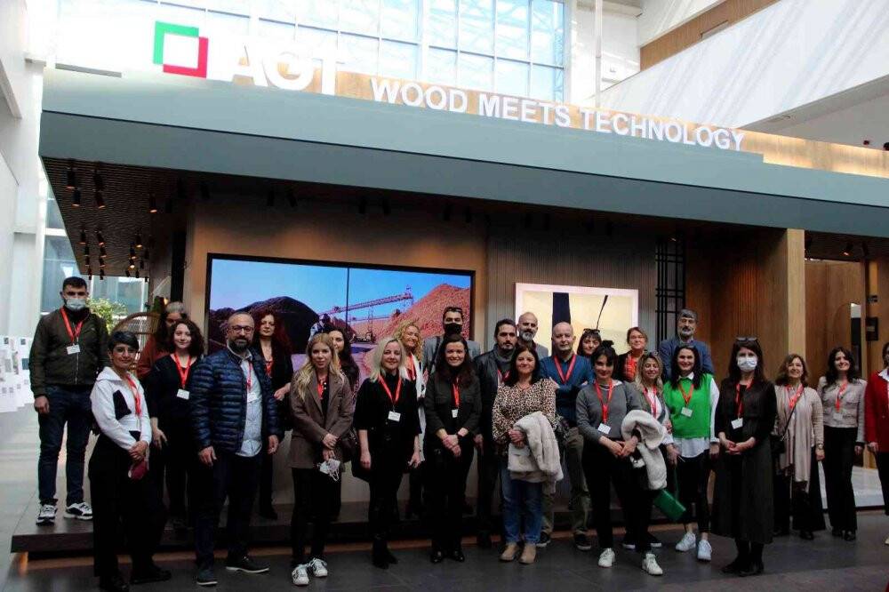 Antalya’da üretip, dünyaya gönderiyor