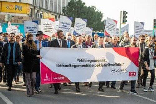 İzmir’de İktisat Kongresi’nin 99. yıldönümü kutlandı