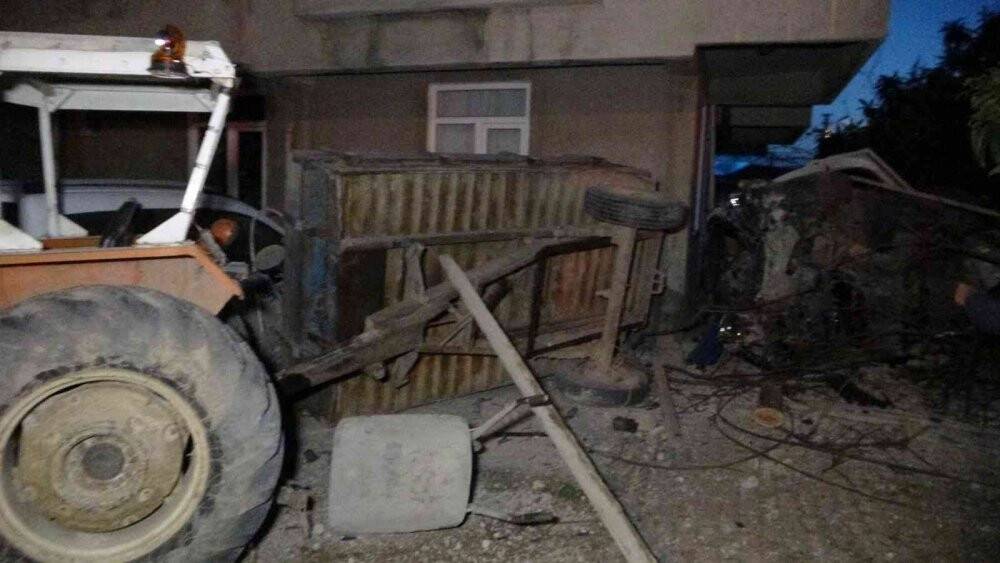 Otomobille makas atan gençler kaza anlarını kayda aldı