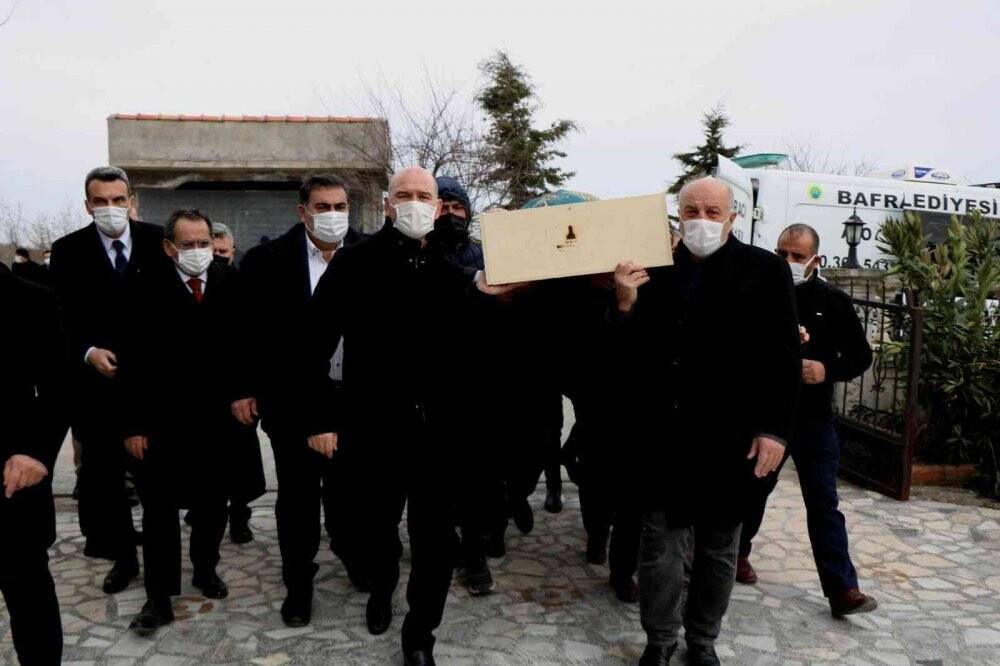 Bakan Soylu’nun dayısı toprağa verildi