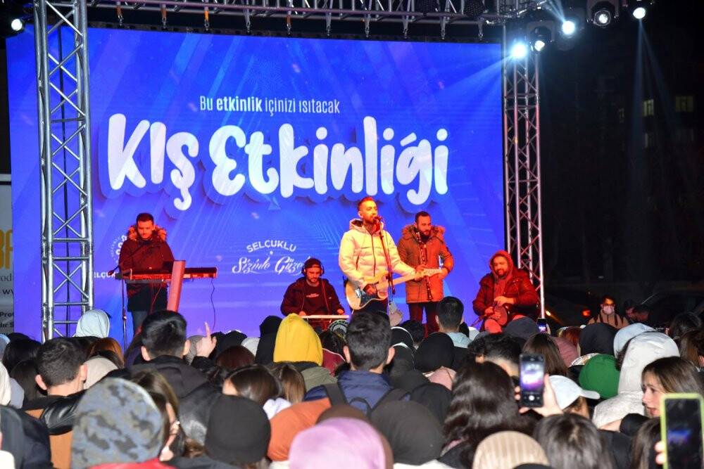 Selçuklu’da gençler kış etkinliğinde buluştu