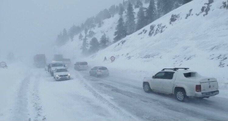 Antalya-Konya karayolu tüm araç trafiğine açıldı