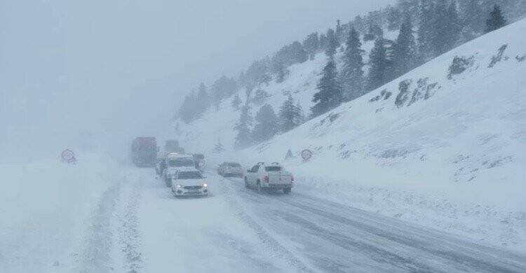 Antalya-Konya karayolu tüm araç trafiğine açıldı