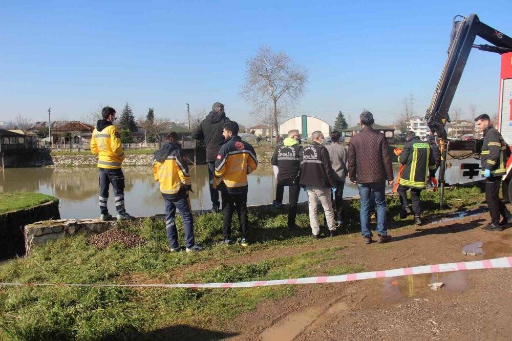 Kocaeli’de dere içerisinde ceset bulundu