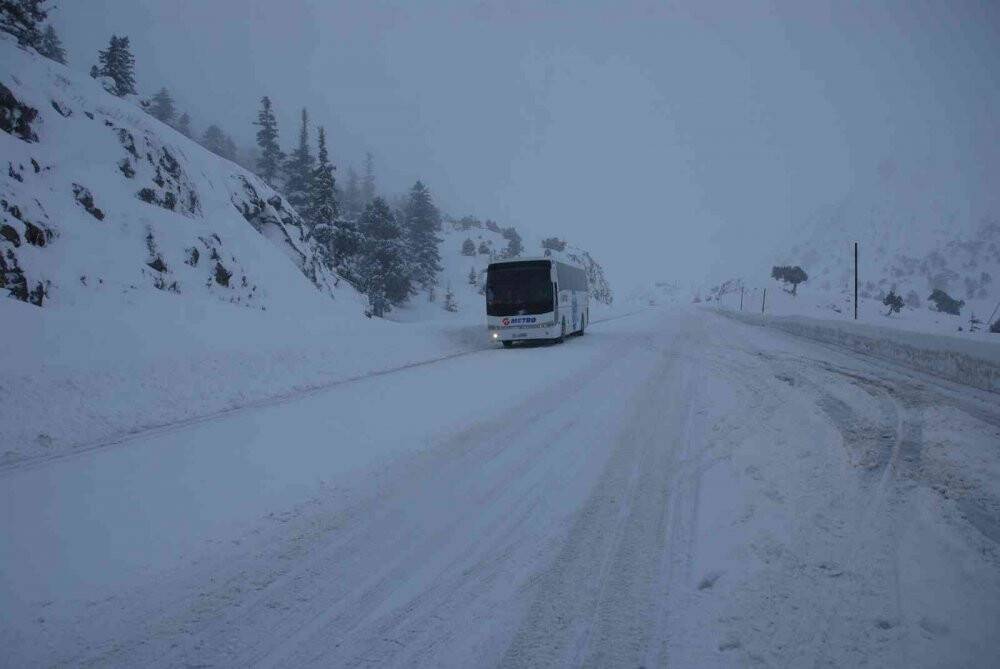 Konya-Antalya karayolu tırlar hariç araç trafiğine açıldı