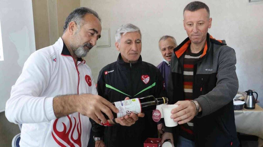 Osmanlı içeceği maratonda sporculara enerji verecek