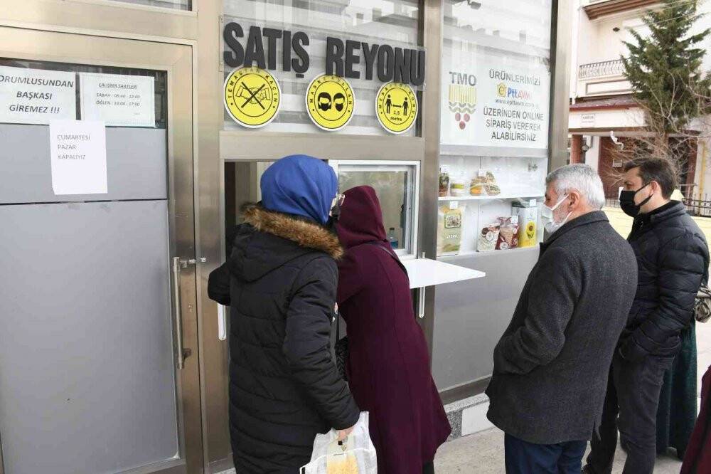 TMO’nun indirimli ürünlerine büyük ilgi