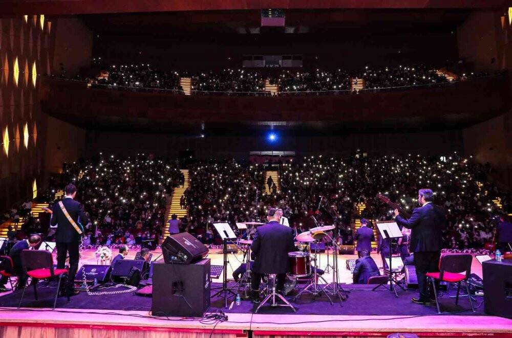 Türk müziğinin efsane ismi şarkıları ile anıldı