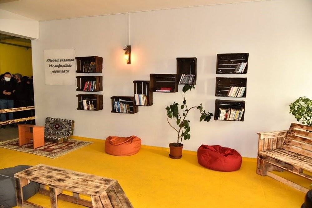 Eski malzemeler "Sıfır Atık Kütüphanesinde" hayat buldu