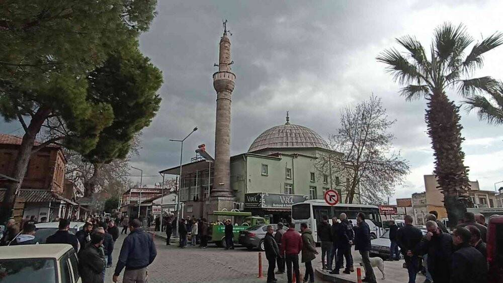 Cinayet kurbanı son yolculuğuna uğurlandı