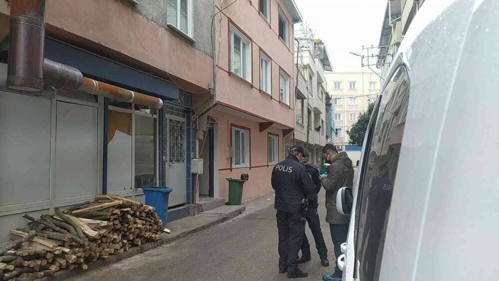 Covid-19'u atlatan genç kadın evinde ölü bulundu