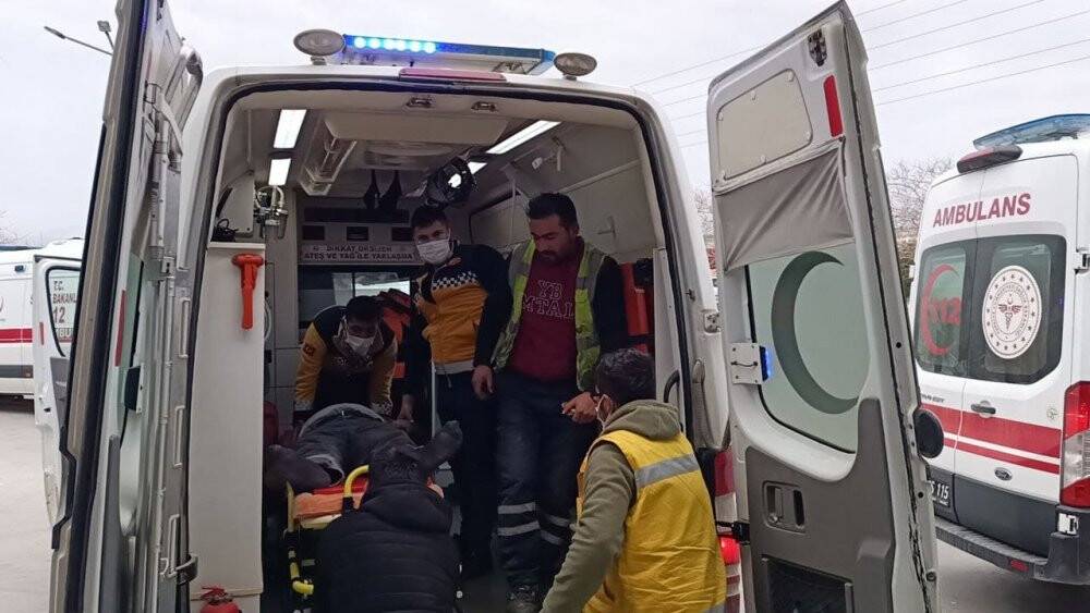 Mersin’de işçi servisi devrildi: 40 yaralı