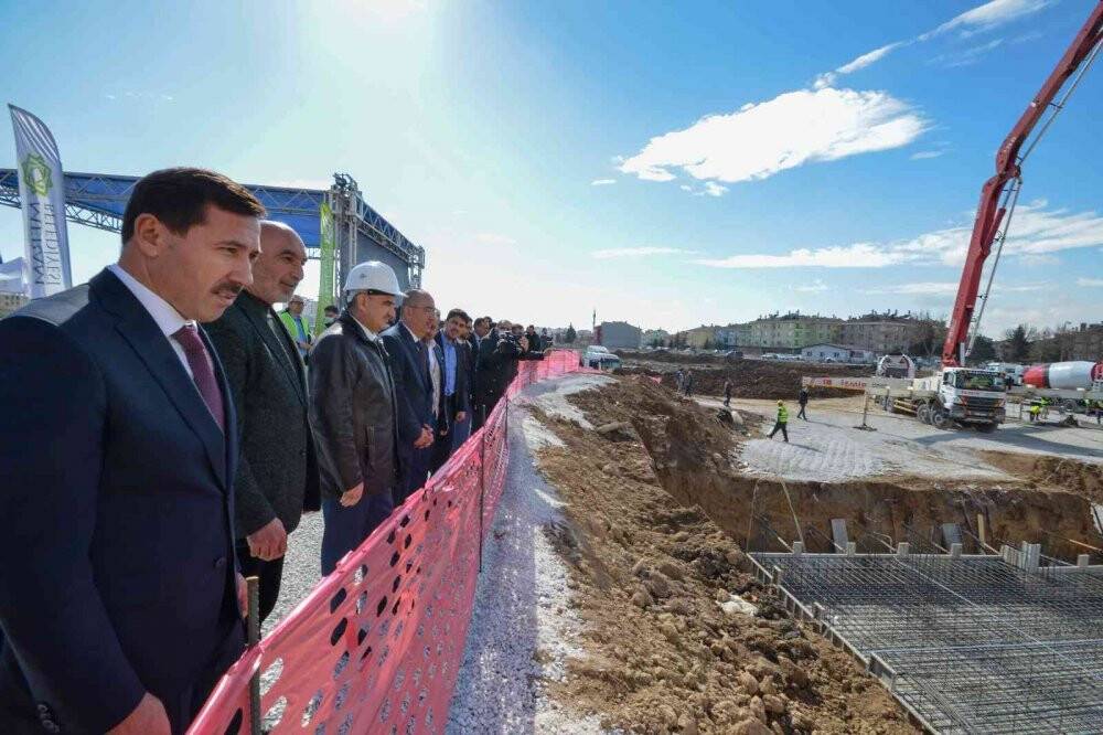 Meram’da Fahrünnisa Evleri’nin temeli atıldı