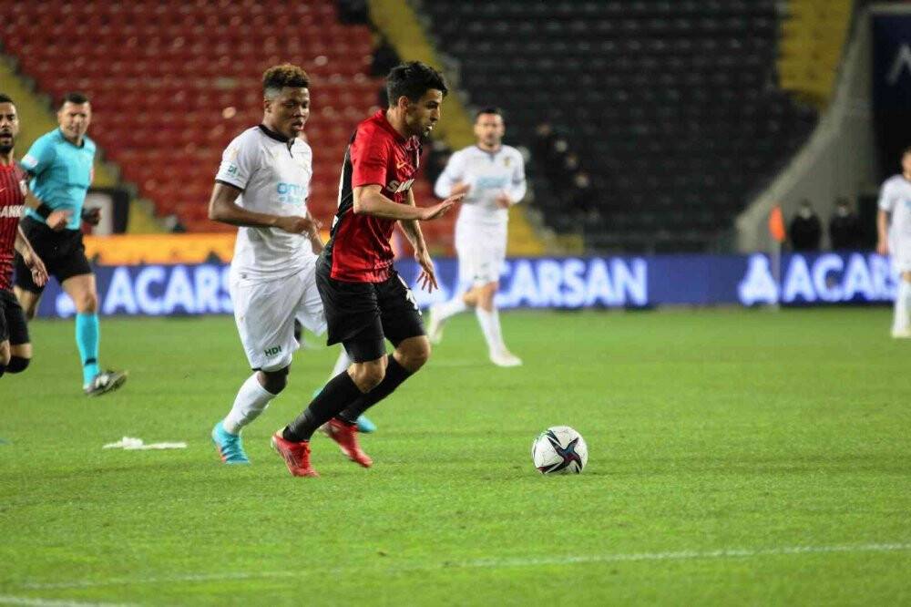 Spor Toto Süper Lig: Gaziantep FK: 0 - Yeni Malatyaspor: 0 (Maç Sonucu)