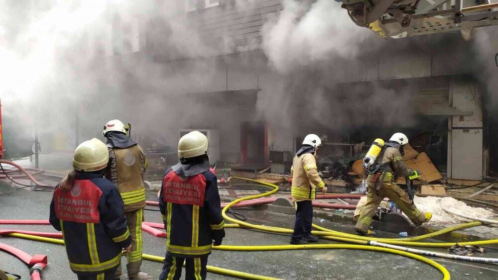 Tekstil atölyesinde yangın çıktı